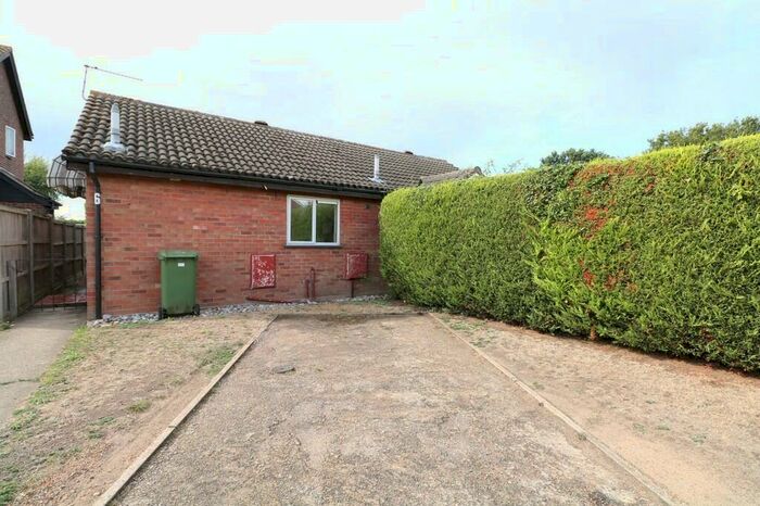 2 Bedroom Semi-Detached Bungalow To Rent In Egremont Road, Diss, IP22