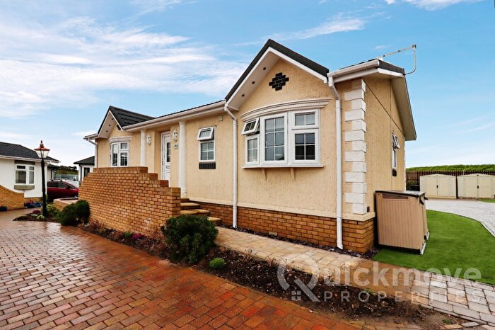 2 Bedroom Park Home For Sale In Herne Bay, Kent, CT6
