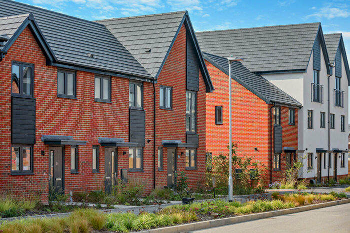 3 Bedroom Town House To Rent In Buckler Ride, RG45