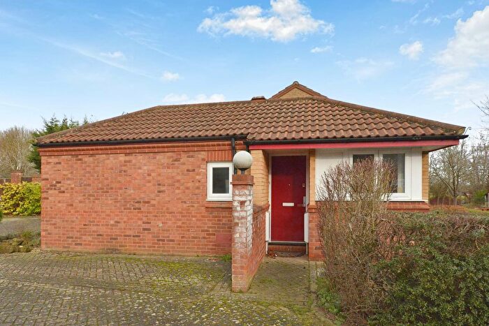 1 Bedroom Bungalow To Rent In Clay Hill, Milton Keynes, MK8