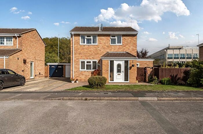 3 Bedroom Detached House For Sale In Keyneston Road, Nythe, Swindon, SN3