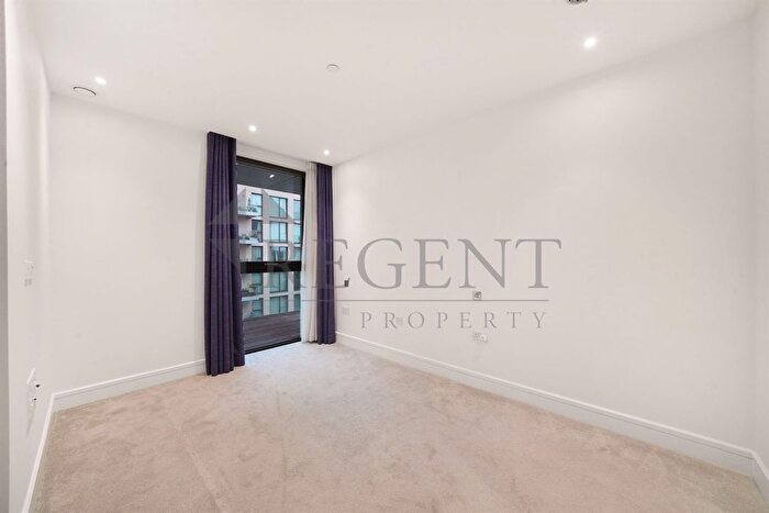 2 Bedroom Flat For Sale In Perilla House, Stable Walk, E1