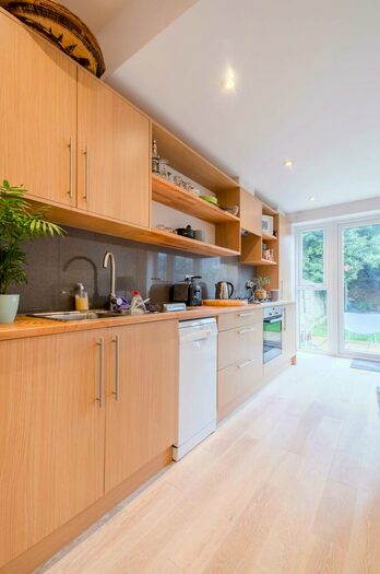 1 Bedroom Flat To Rent In Springbank Road, Lewisham, London, SE13