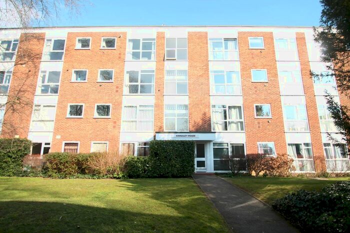 2 Bedroom Flat To Rent In Claremont Road, Surbiton, KT6