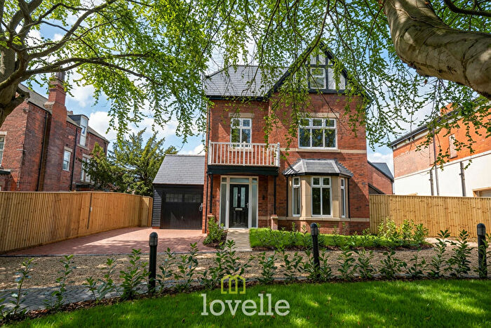 4 Bedroom Detached House For Sale In Show Home, The Elms, Abbey Road, Grimsby, DN32