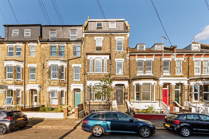 1 Bedroom Flat To Rent In Allison Road, Acton, W3