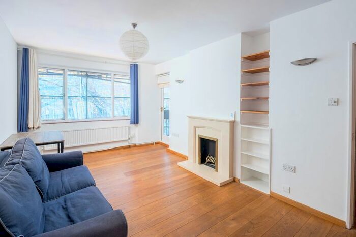 2 Bedroom Flat To Rent In Gooch Building, Portpool Lane, London, EC1N