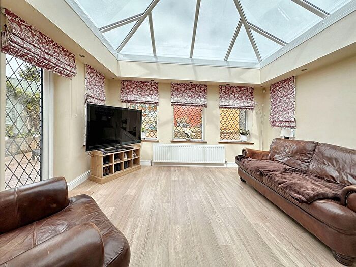 3 Bedroom Bungalow For Sale In Birchwood Close, Seghill, Cramlington, NE23
