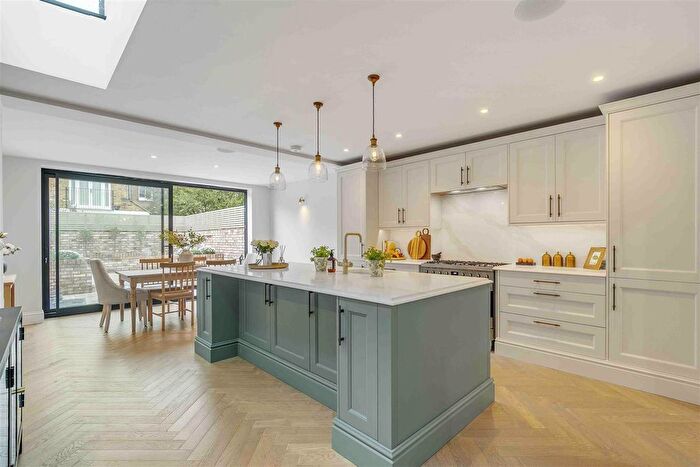 5 Bedroom Terraced House For Sale In Ashcombe Street, London, SW6