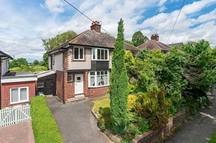 3 Bedroom Semi-Detached House For Sale In Coachway, Prestbury, SK10