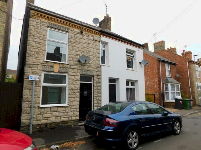 2 Bedroom Semi-Detached House To Rent In Bedford Street, Peterborough, Cambridgeshire, PE1