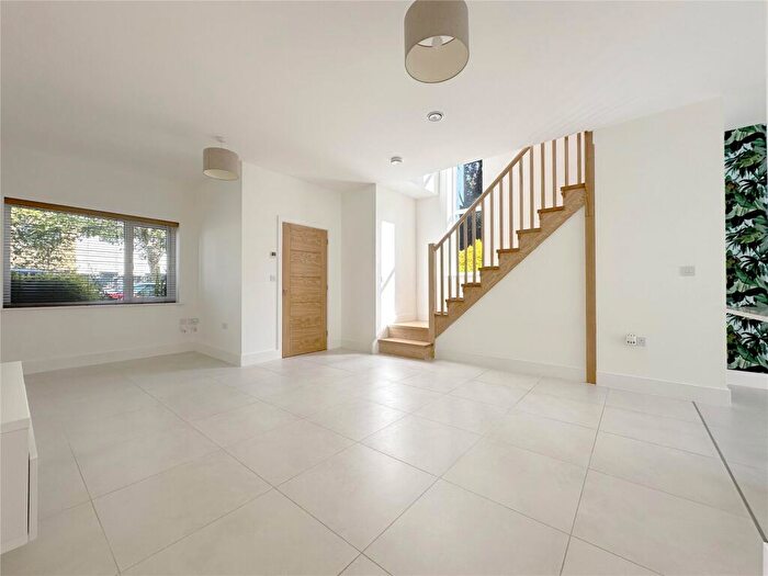 3 Bedroom Semi-Detached House To Rent In Topsham, Exeter, EX3