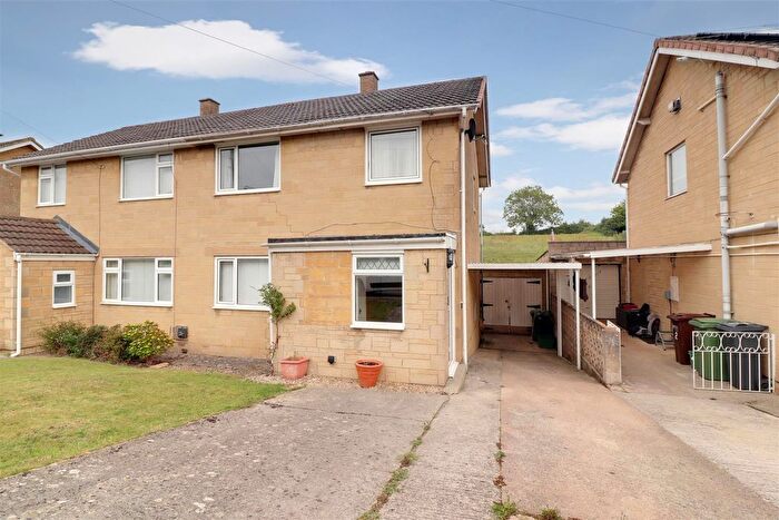 3 Bedroom Semi-Detached House For Sale In Guildings Way, Kings Stanley, Stonehouse, GL10
