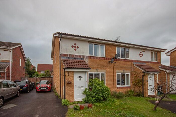 2 Bedroom End Of Terrace House To Rent In Linden Drive, Bradley Stoke, Bristol, BS32