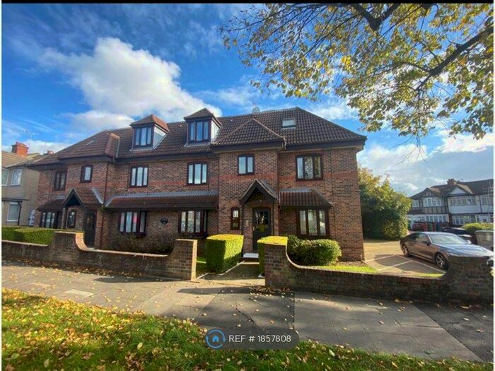 1 Bedroom Flat To Rent In Chichester Court, Harrow, HA2