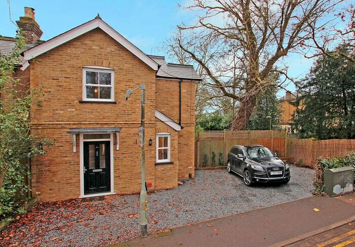3 Bedroom Property To Rent In Mangrove Road, Foxholes Business Park, Hertford, SG13