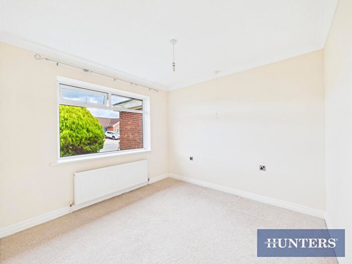 2 Bedroom Detached Bungalow For Sale In Scargate Close, Bridlington, YO16