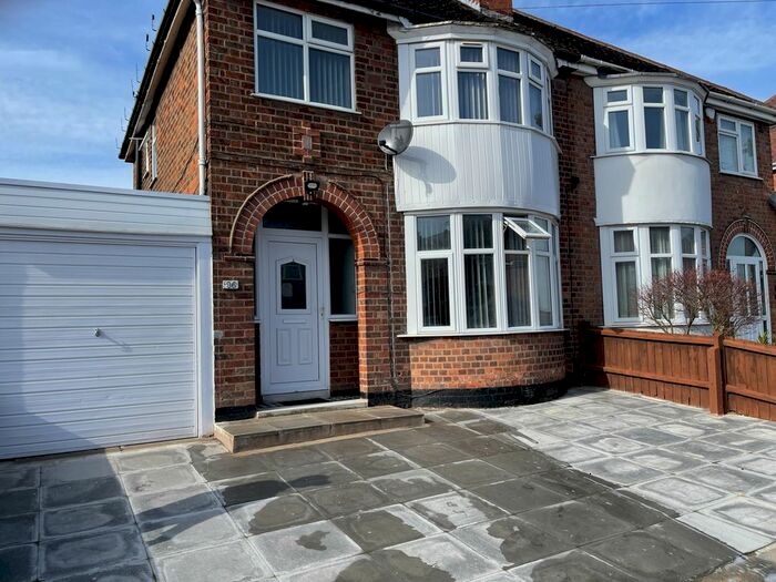 3 Bedroom Semi-Detached House To Rent In Edward Avenue, Leicester, LE3