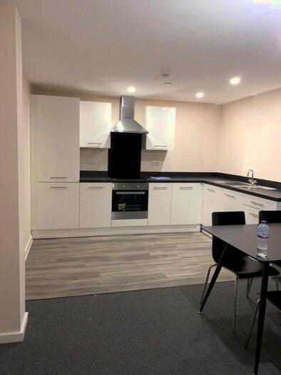 1 Bedroom Flat To Rent In Church Street, Eccles, Manchester, M30