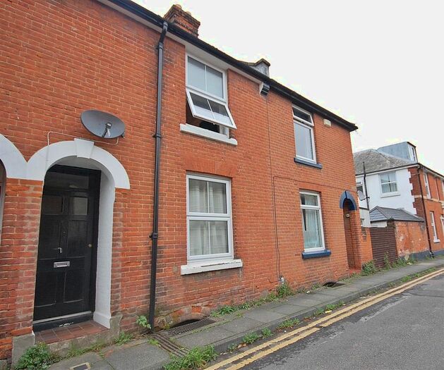4 Bedroom Terraced House To Rent In York Road, Canterbury, CT1