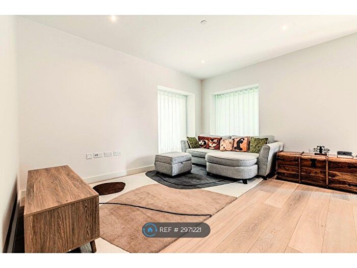 1 Bedroom Flat To Rent In Endurance House, London, E16