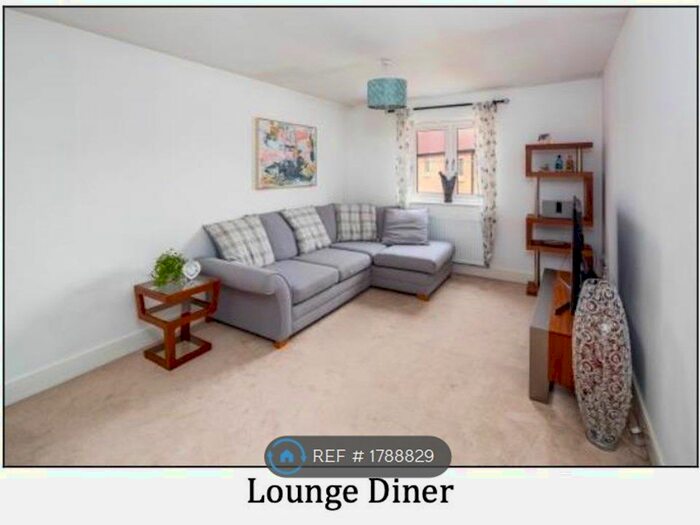 2 Bedroom Detached House To Rent In Sedgefield, Bicester, OX26