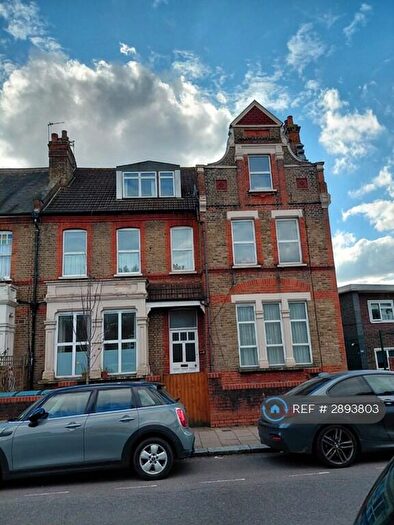 1 Bedroom Flat To Rent In Rokesly Avenue, London, N8