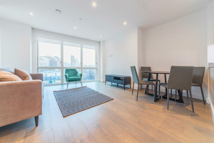 1 Bedroom Apartment To Rent In Arniston Way, London, E14