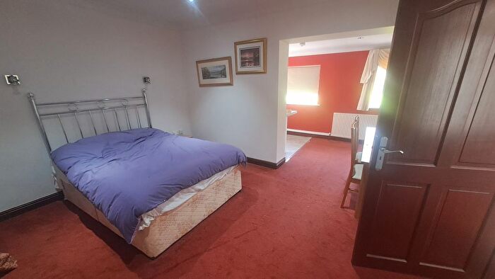 1 Bedroom Studio To Rent In Chak Gardens, BD9