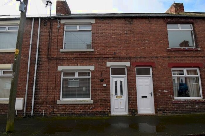 2 Bedroom Terraced House To Rent In Albert Street, Chilton, DL17