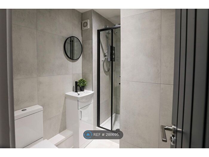 6 Bedroom Terraced House To Rent In Connaught Road, Liverpool, L7