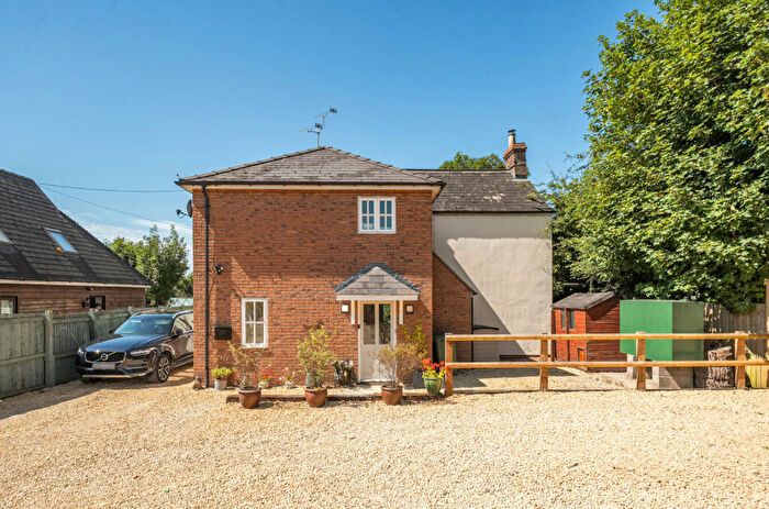 4 Bedroom Detached House For Sale In Bristol Road, Cam, Dursley, Gloucestershire, GL11