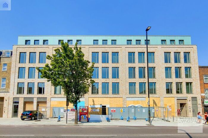 2 Bedroom Flat To Rent In Holloway Road, London, N19