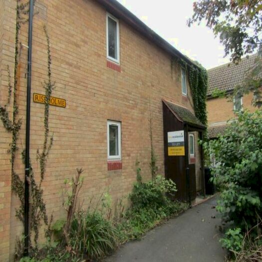 4 Bedroom Link Detached House To Rent In Riseholme, Orton Goldhay, Peterborough, PE2