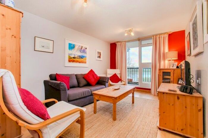 1 Bedroom Flat To Rent In Rainville Road, Hammersmith, London, W6