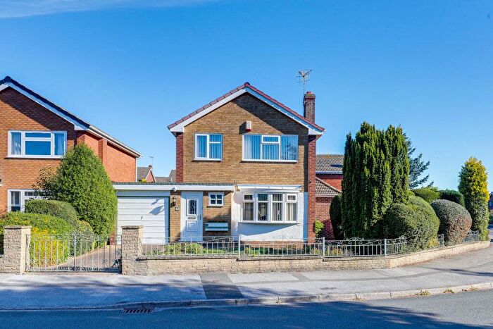 3 Bedroom Detached House For Sale In Aylesham Avenue, Arnold, NG5