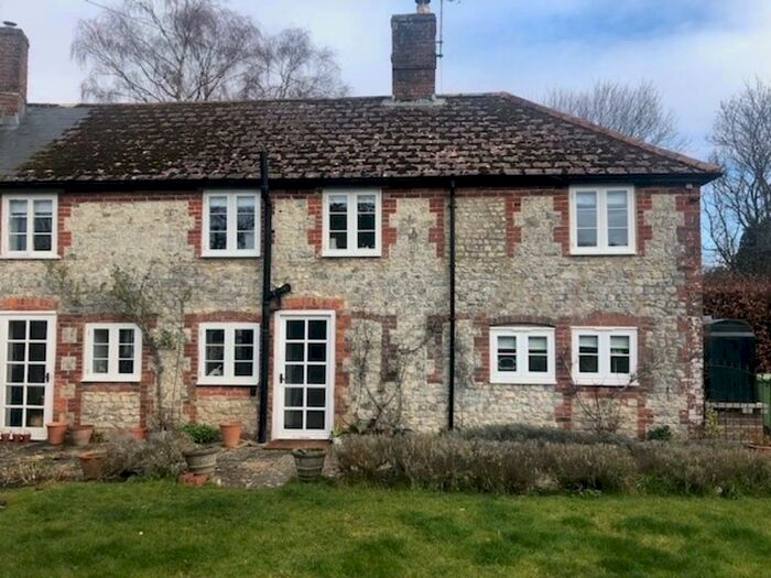 4 Bedroom Cottage To Rent In Sutton Veny, Warminster, BA12
