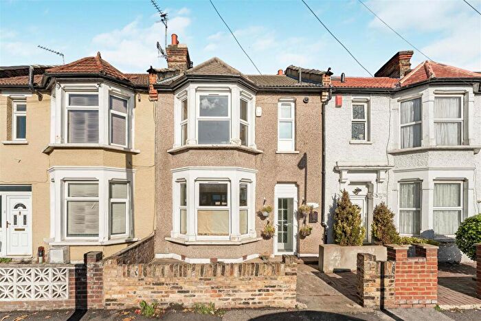 3 Bedroom Terraced House For Sale In Oliver Road, Walthamstow, London, E17
