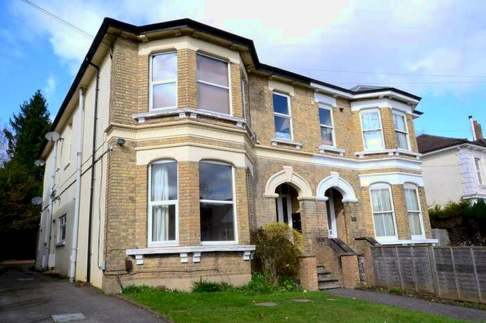 House To Rent In Upper Grosvenor Road, Tunbridge Wells, Kent, TN1