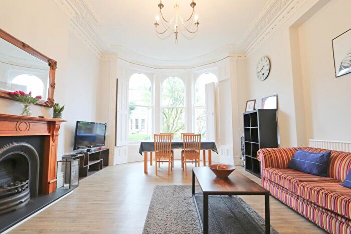 2 Bedroom Flat To Rent In Osborne Road, Clifton, Bristol, BS8