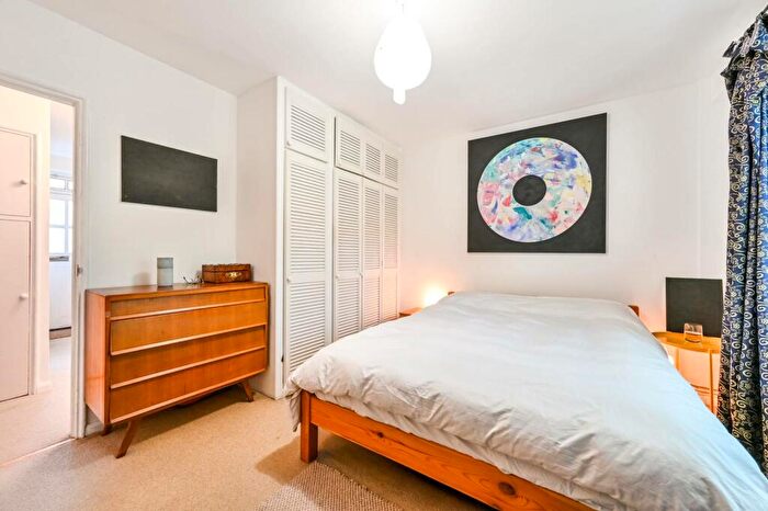 1 Bedroom Flat For Sale In Ferdinand Street, Chalk Farm, London, NW1