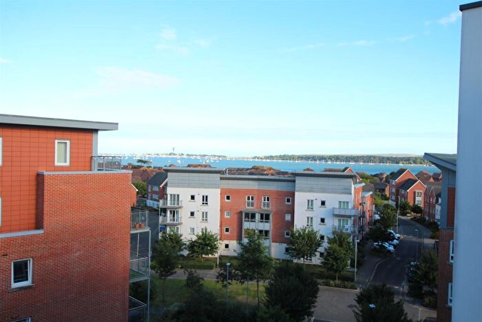 1 Bedroom Flat For Sale In Avenel Way, Poole, BH15