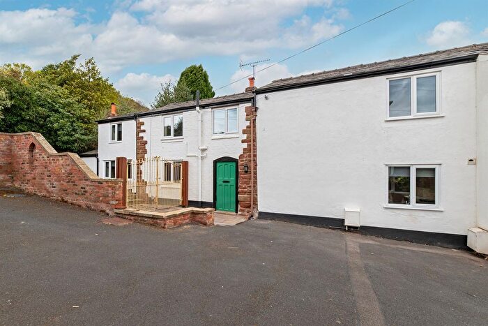 3 Bedroom Semi-detached House For Sale In Hillside Road, Frodsham, WA6