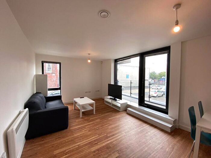 2 Bedroom Flat To Rent In The Courtyard, Stanhope St, Liverpool, L8