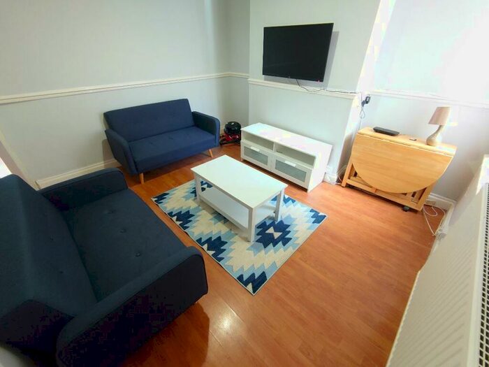 3 Bedroom Terraced House To Rent In Leopold Rd, Kensington Fields, L7