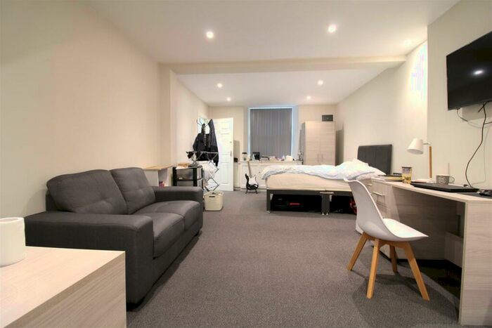 1 Bedroom Private Hall To Rent In Sun Street, Lancaster, LA1