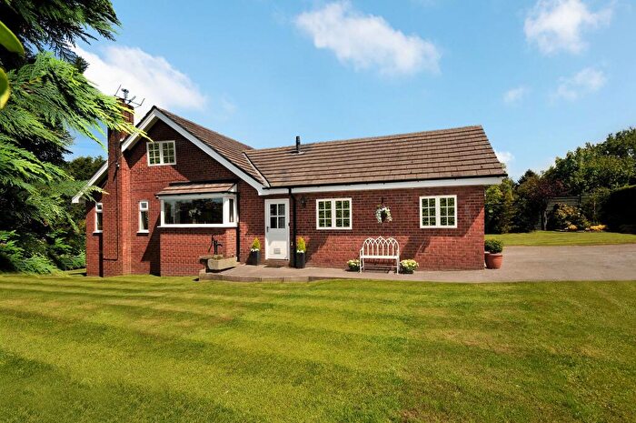 4 Bedroom Detached House For Sale In Wood Lane South, Adlington, Macclesfield, SK10