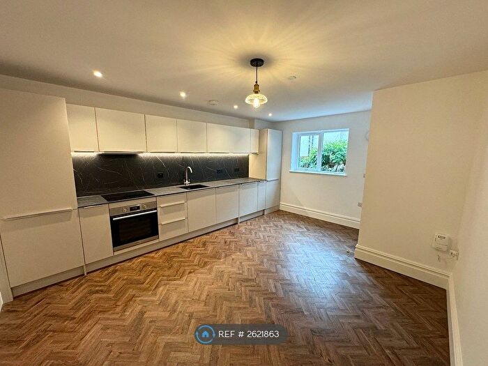1 Bedroom Flat To Rent In Cathedral Road, Cardiff, CF11