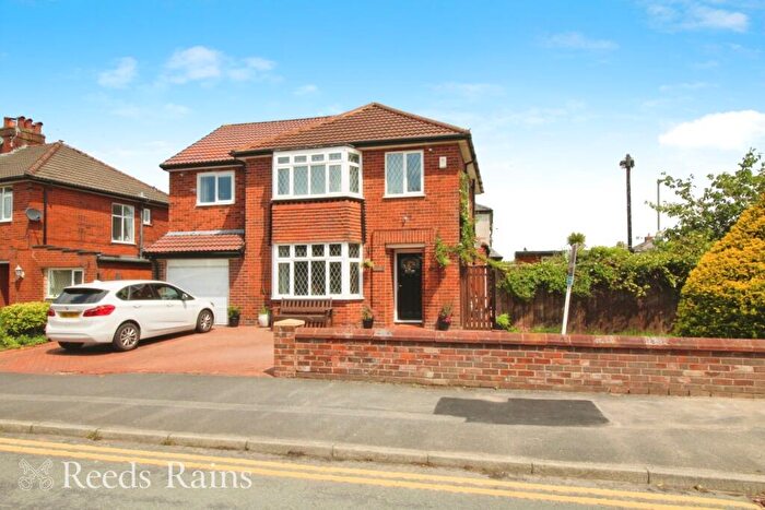 4 Bedroom Detached House For Sale In Canberra Road, Leyland, Lancashire, PR25