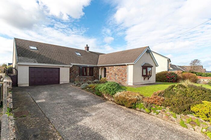 4 Bedroom Detached Bungalow For Sale In Osborn Park, Neyland, Milford Haven, SA73